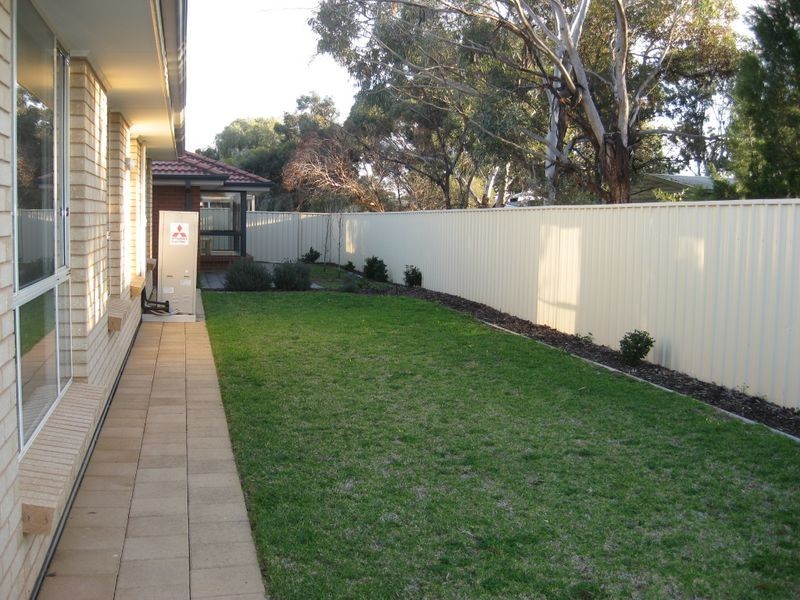 17 Arcadia Drive, Smithfield SA 5114