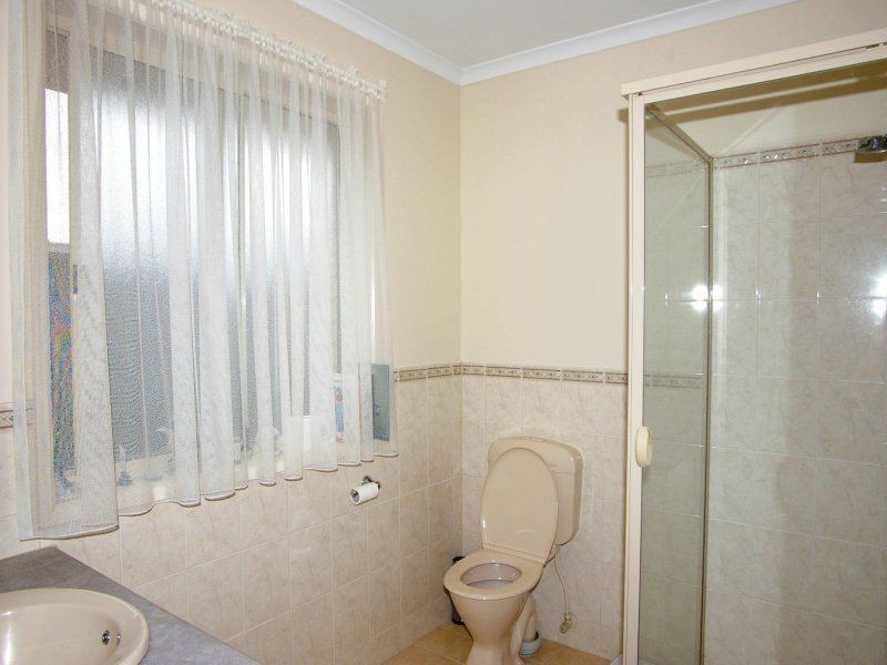 5 Dylan Close, Munno Para West SA 5115