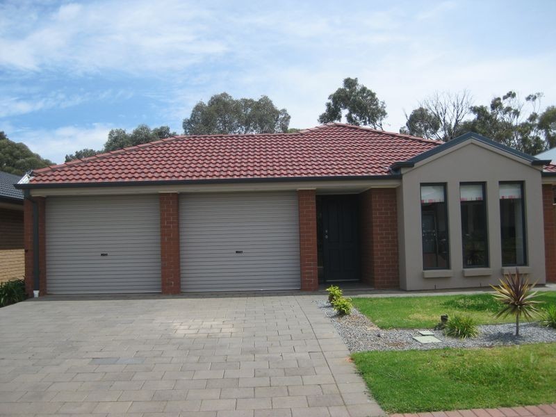15 Arcadia Drive, Smithfield SA 5114