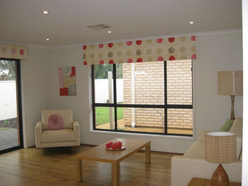 15 Arcadia Drive, Smithfield SA 5114