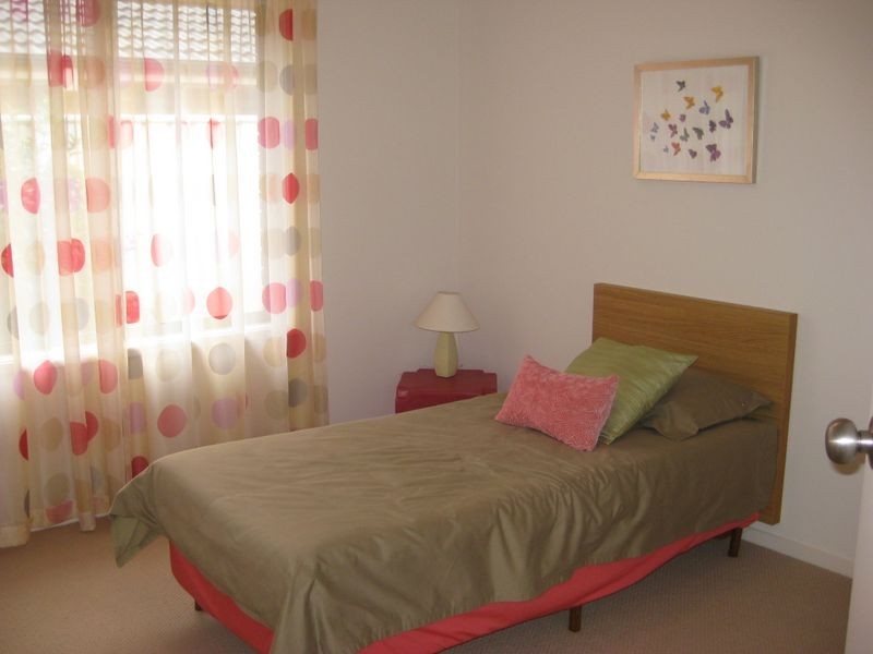 15 Arcadia Drive, Smithfield SA 5114