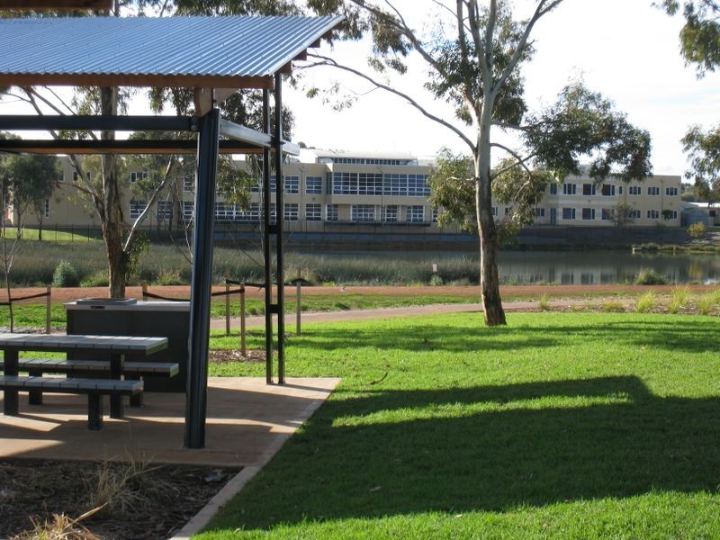 19 Lakeside Drive, Andrews Farm SA 5114