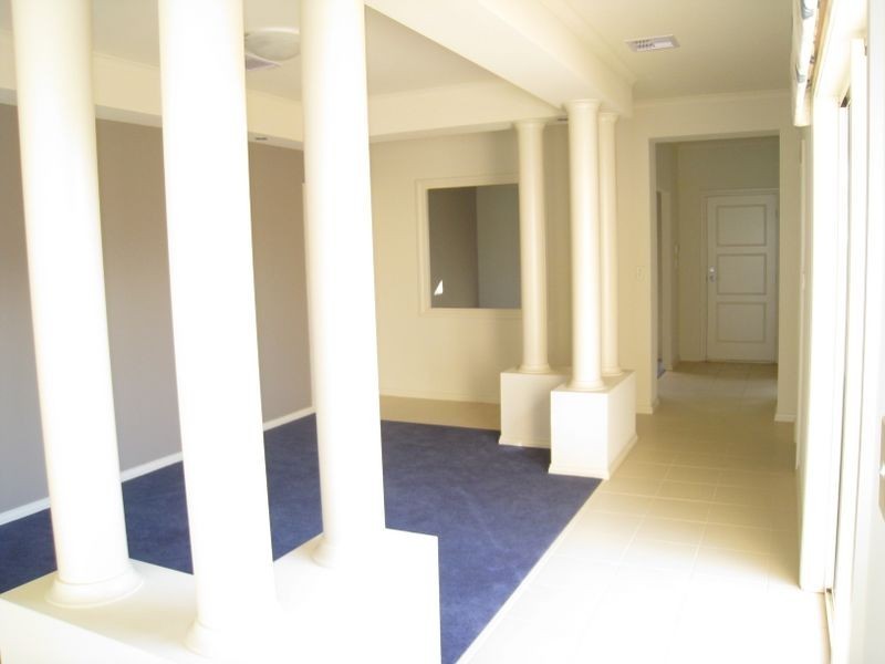 19 Lakeside Drive, Andrews Farm SA 5114