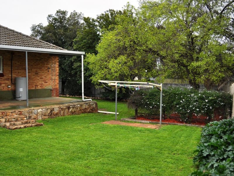 1 Gayland Road, Elizabeth Downs SA 5113