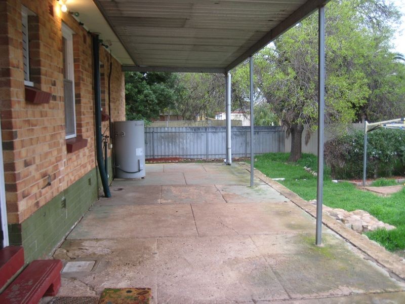 1 Gayland Road, Elizabeth Downs SA 5113