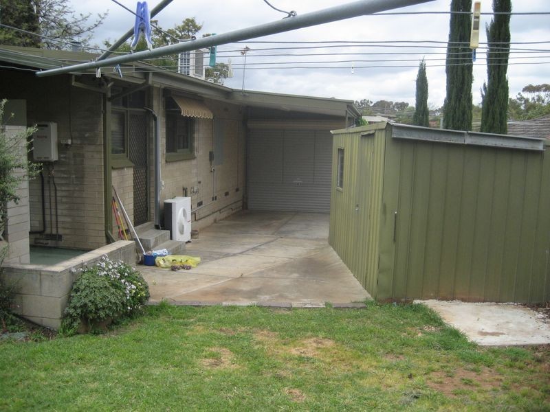 6 Domain Avenue, Para Vista SA 5093