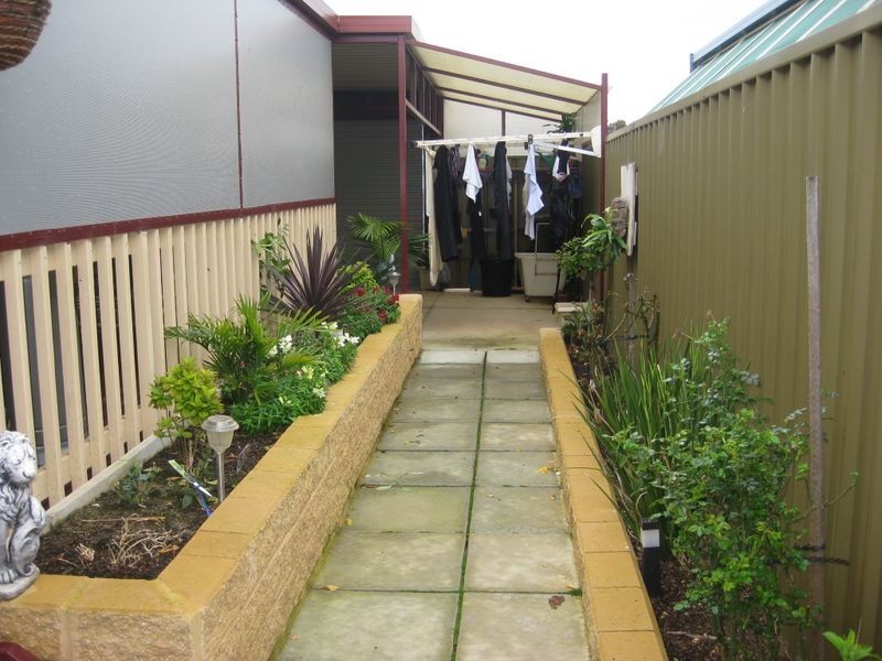 176 Pine Street Elizabeth Village, Penfield SA 5121