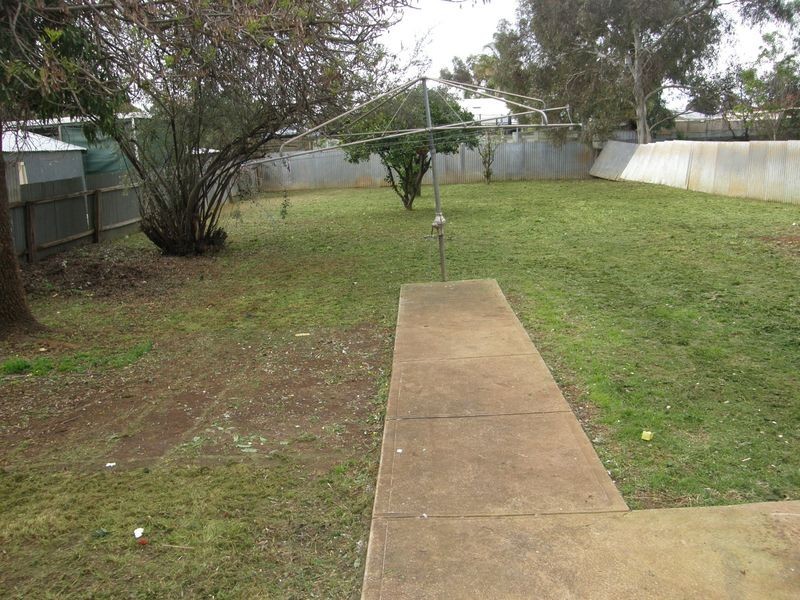 13 Hawk Street, Elizabeth Park SA 5113