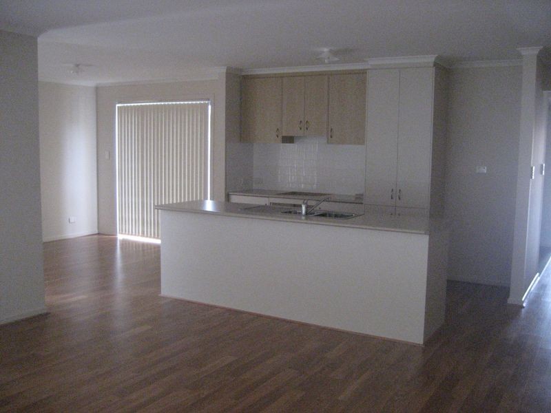 21 Coonawarra Avenue, Andrews Farm SA 5114