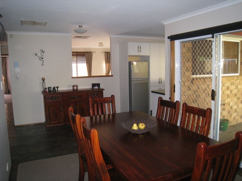 6 Hughes Court, Andrews Farm SA 5114