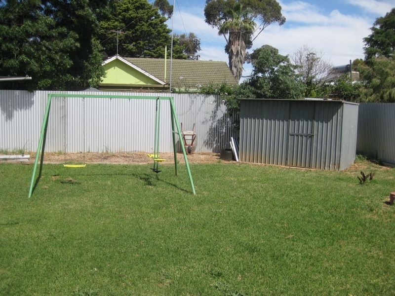 14 Saint Road, Smithfield Plains SA 5114