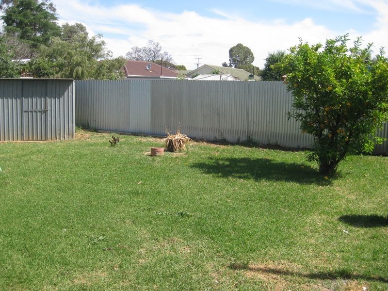 14 Saint Road, Smithfield Plains SA 5114