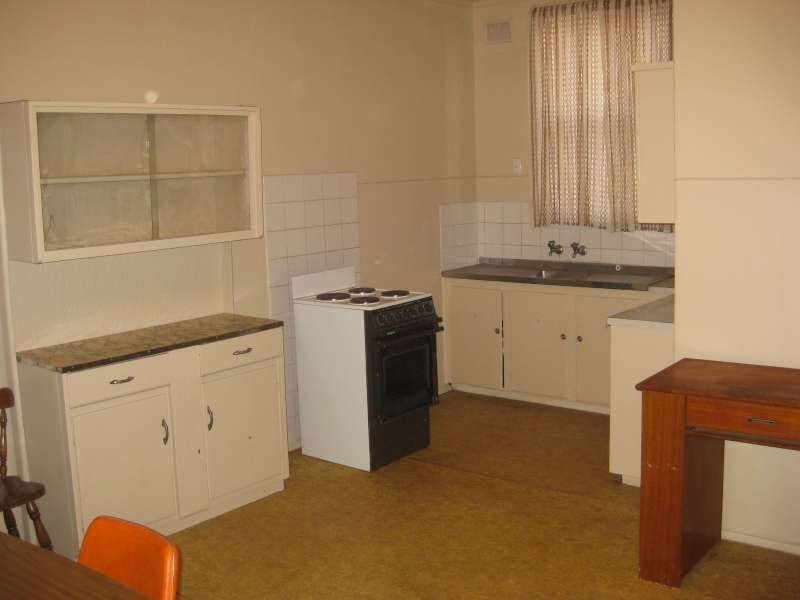 2 Chillingworth Road, Elizabeth East SA 5112