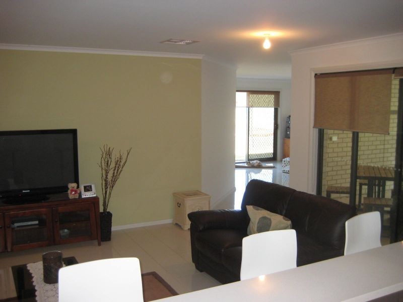 15 Lorikeet Grove, Hewett SA 5118