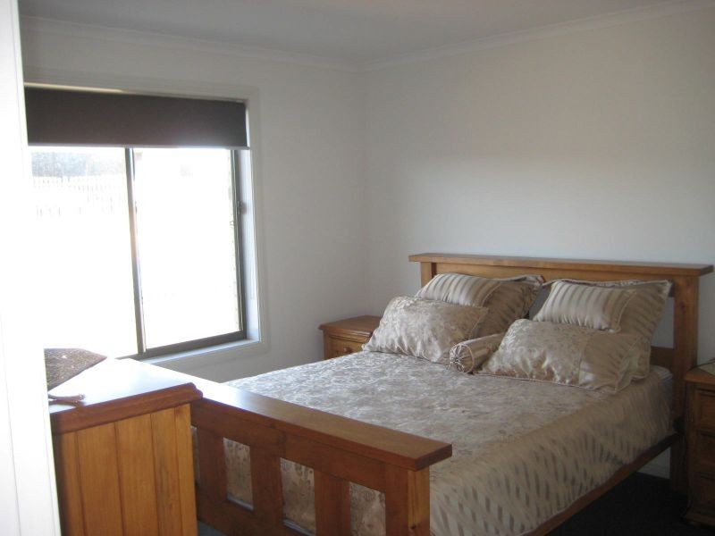 15 Lorikeet Grove, Hewett SA 5118