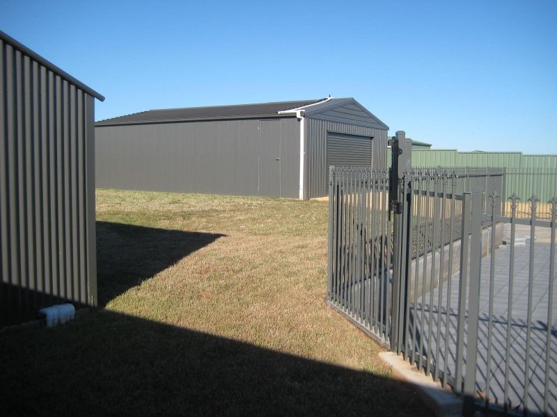 15 Lorikeet Grove, Hewett SA 5118