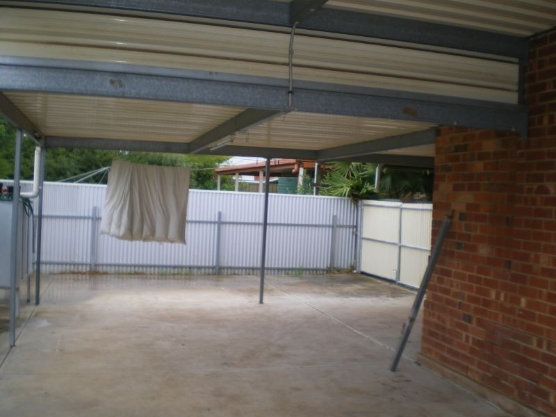 17 Crisp Road, Elizabeth Downs SA 5113