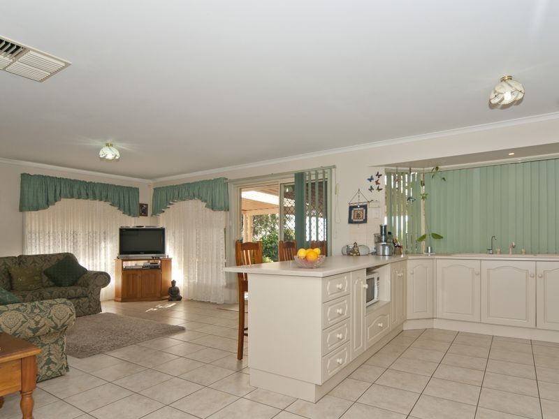 9 Winston Crescent, Hillbank SA 5112