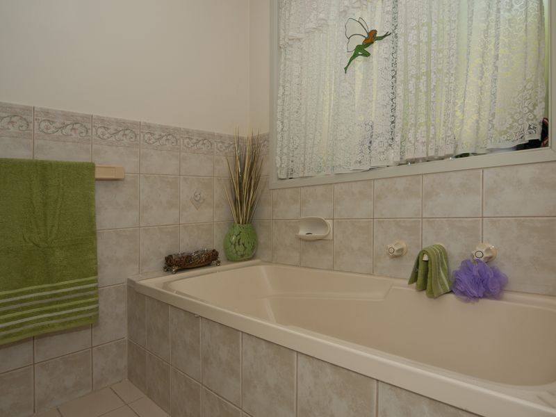 9 Winston Crescent, Hillbank SA 5112