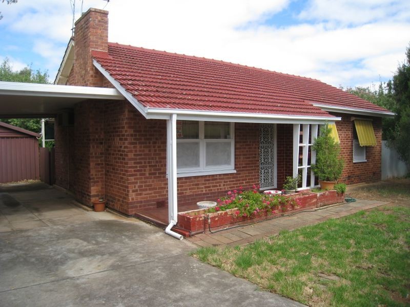 7 Blake Road, Elizabeth South SA 5112