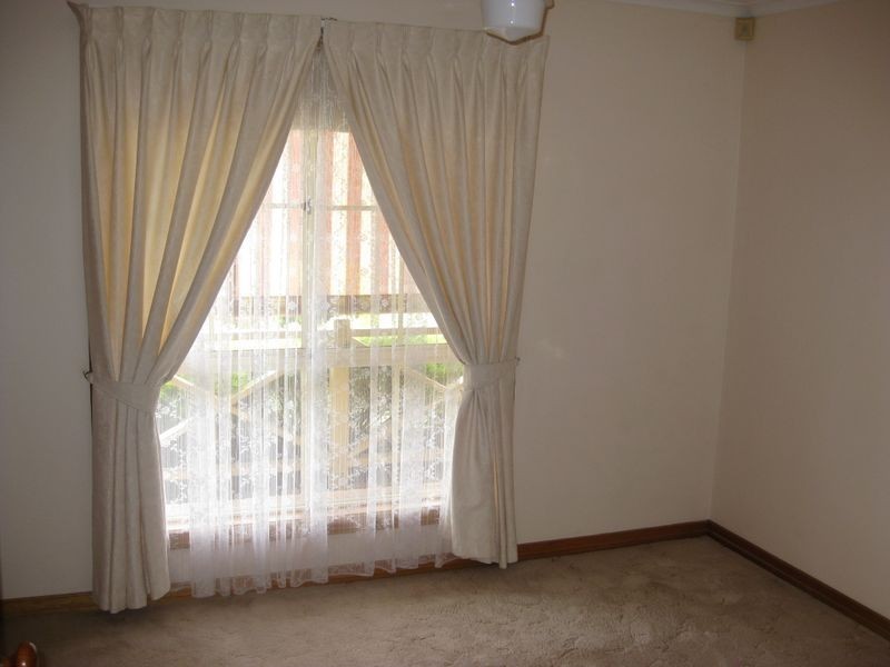 25 President Avenue, Andrews Farm SA 5114