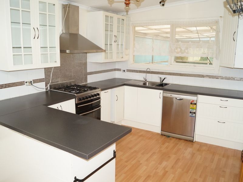 10 Hayles Road, Elizabeth Park SA 5113