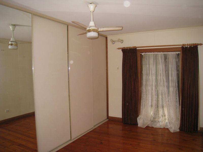 13 St Leonard Crescent, Elizabeth Downs SA 5113