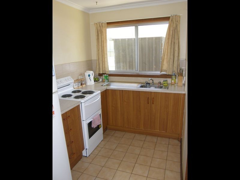 2/2-4 Jane Street, Smithfield SA 5114