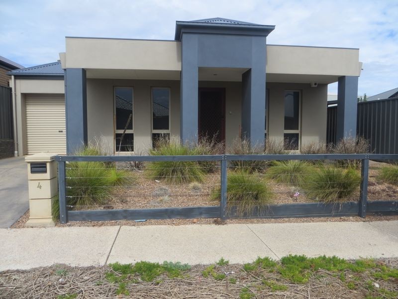 4 Adamson Street, Blakeview SA 5114