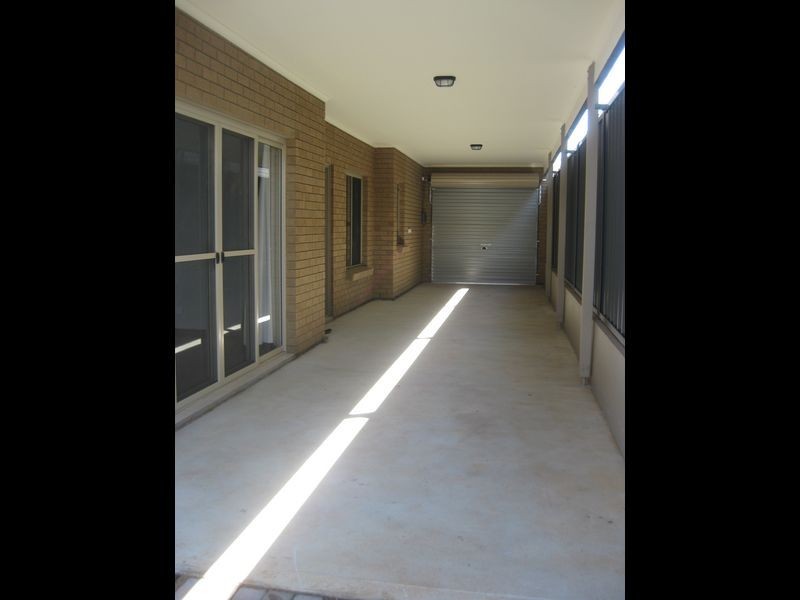 4 Adamson Street, Blakeview SA 5114