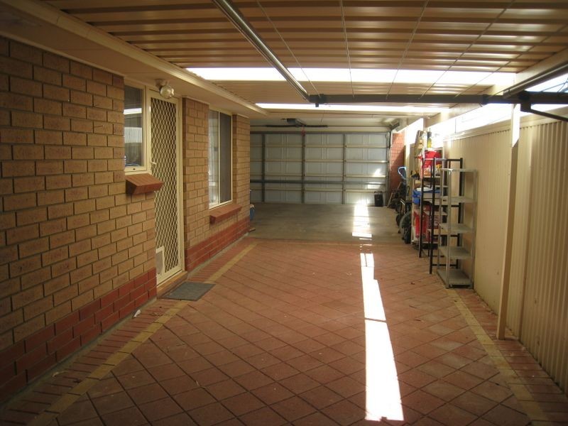 24 Regent Grove, Blakeview SA 5114