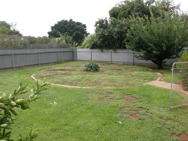 20 Burdett Street, Elizabeth Grove SA 5112