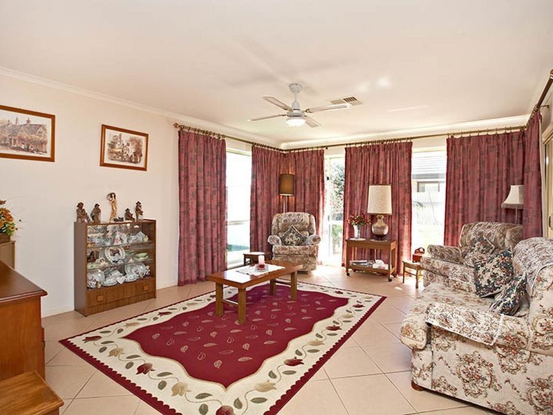 17 Kingate Boulevard, Blakeview SA 5114