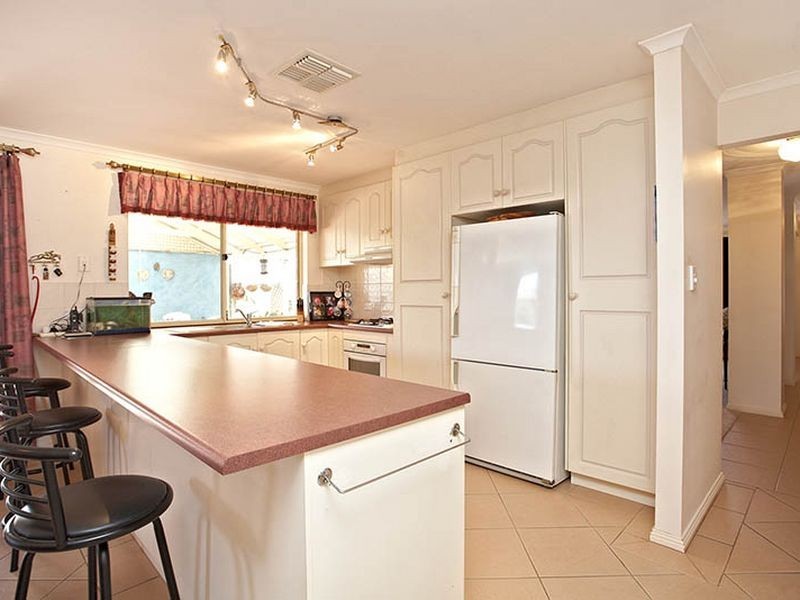 17 Kingate Boulevard, Blakeview SA 5114