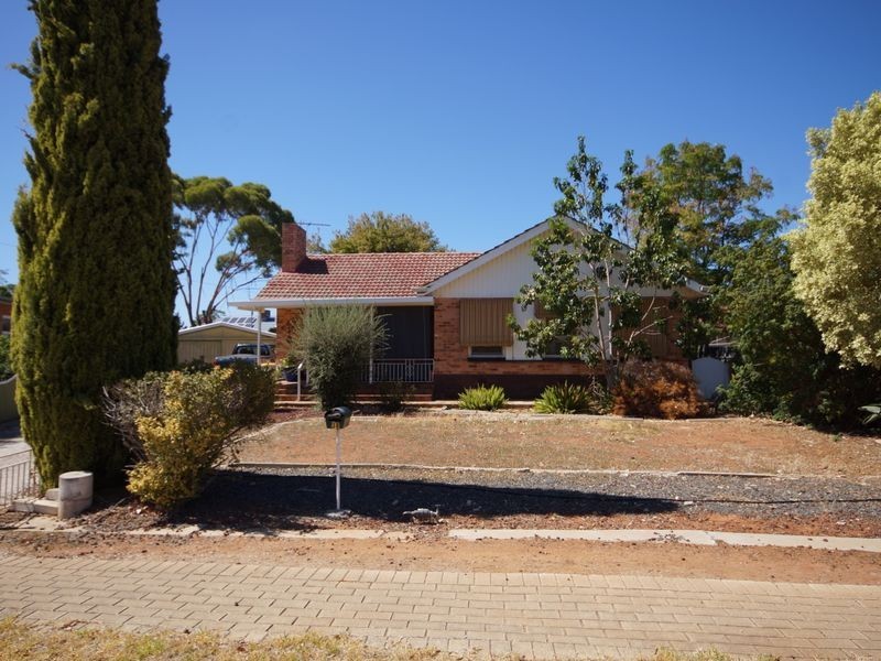 38 Bloomfield Crescent, Elizabeth Downs SA 5113