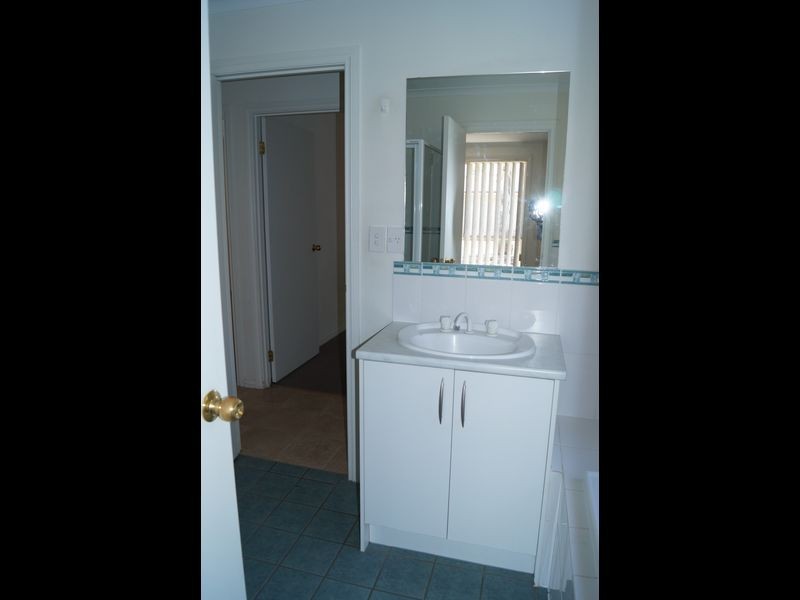 20 B Moir Street, Smithfield SA 5114