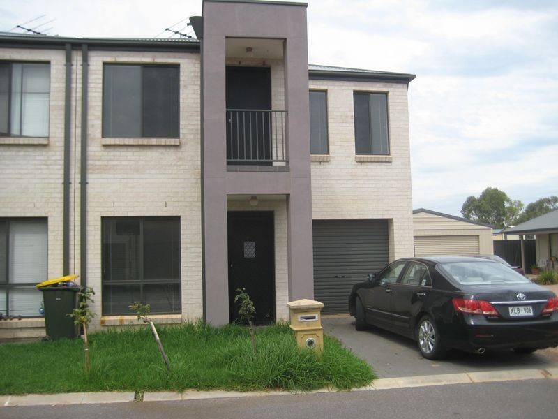 6 Hamra Drive, Smithfield SA 5114