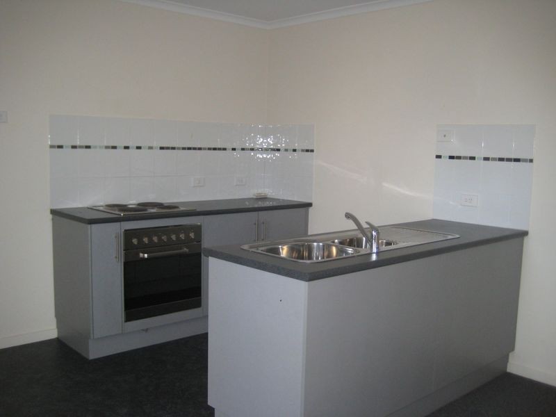 6 Hamra Drive, Smithfield SA 5114