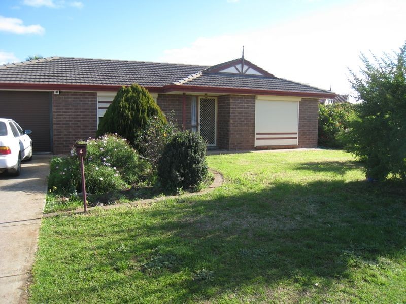4 Riddoch Drive, Andrews Farm SA 5114