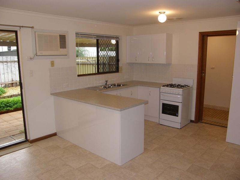 1/8 Joanne Terrace, Parafield Gardens SA 5107