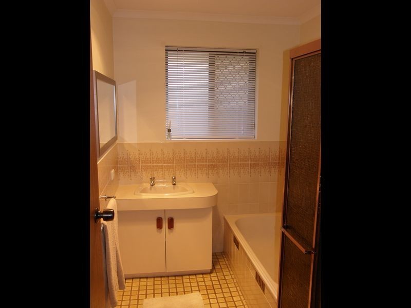 1/8 Joanne Terrace, Parafield Gardens SA 5107