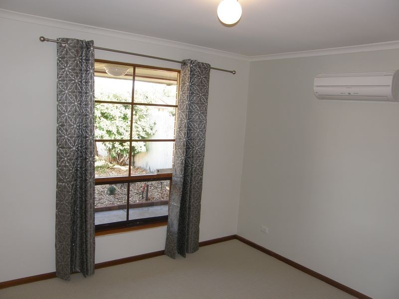 1/8 Joanne Terrace, Parafield Gardens SA 5107