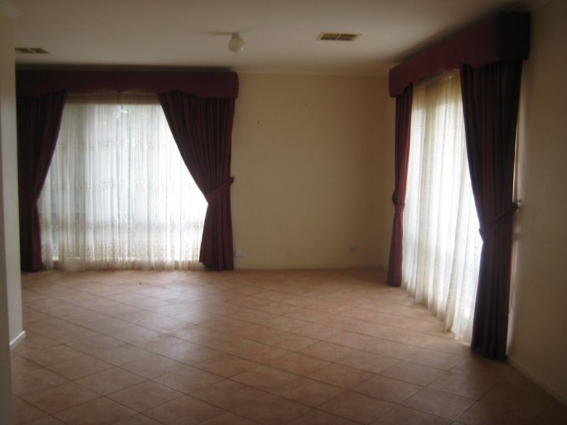 4 Chase Court, Blakeview SA 5114