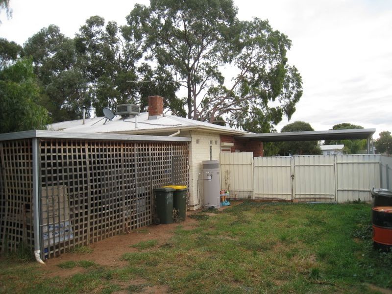 27 Secombe Street, Elizabeth Grove SA 5112