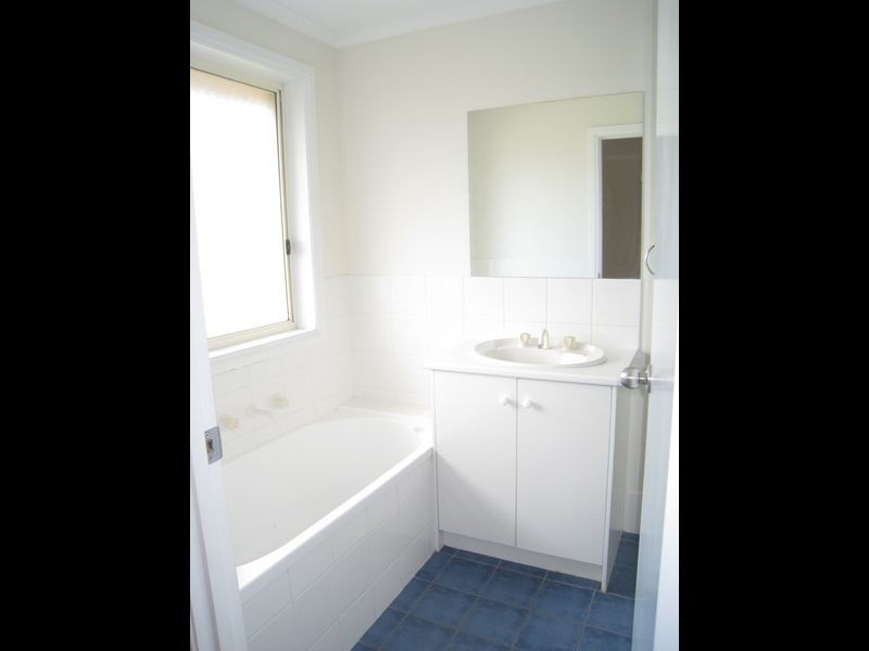 15 Jemalong Crescent, Roseworthy SA 5371