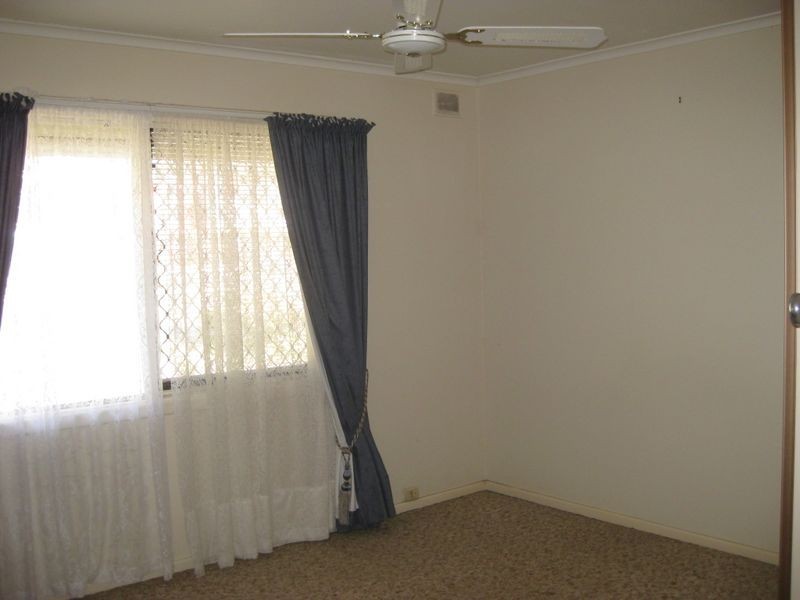 42 Creslin Avenue, Ingle Farm SA 5098