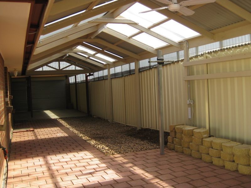 5 Strathmore Avenue, Smithfield SA 5114