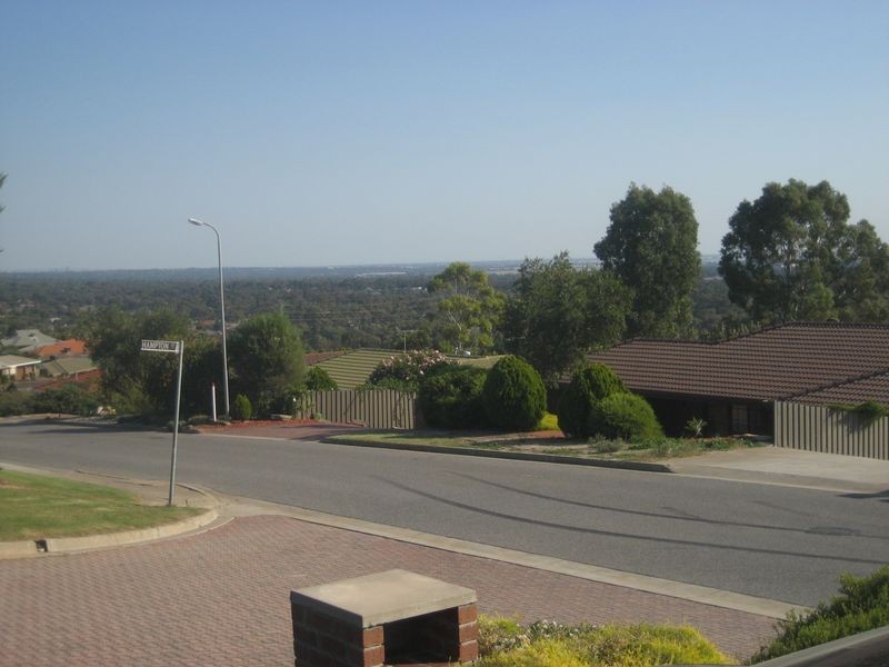 1 Hampton Court, Hillbank SA 5112