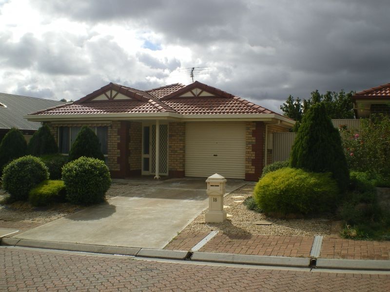 18 Castle Court, Blakeview SA 5114
