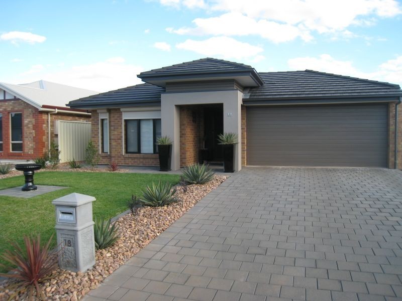 18 Rateki Close, Burton SA 5110